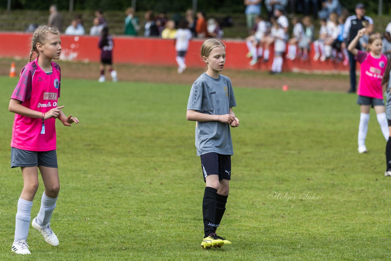Bild 141 - Loewinnen Cup